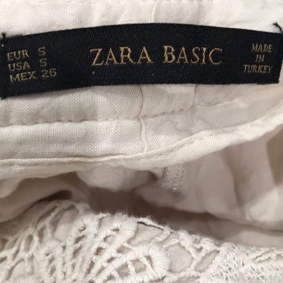Zara Basic Short/skirt lace - Picture 3 of 4